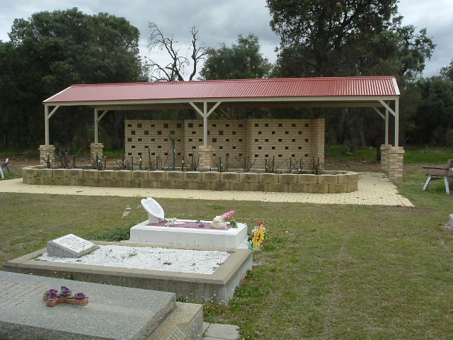 Boyanup Cemetery head stone memorial 