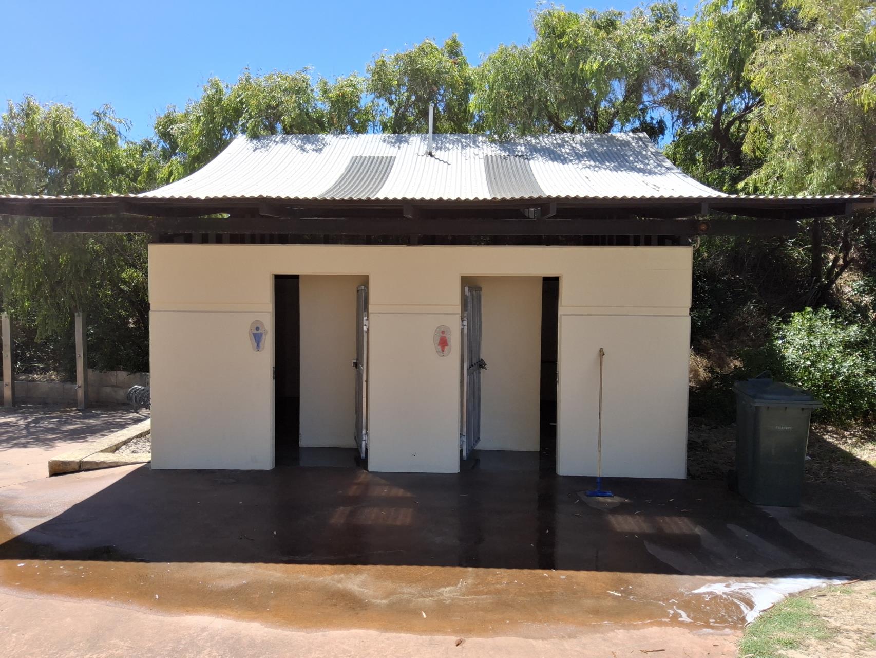 Dalyellup Hutt Drive Toilets Closed